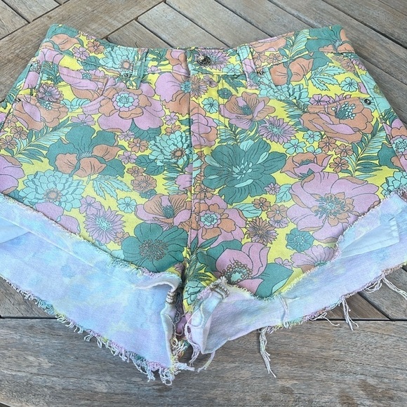 Wild Fable Floral Cut Off Shorts - Picture 1 of 6